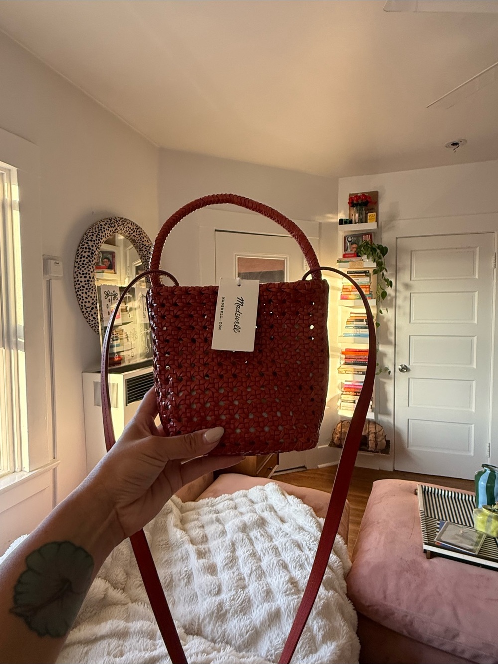Madewell Red Woven Crossbody Bag - Picture 2 of 7
